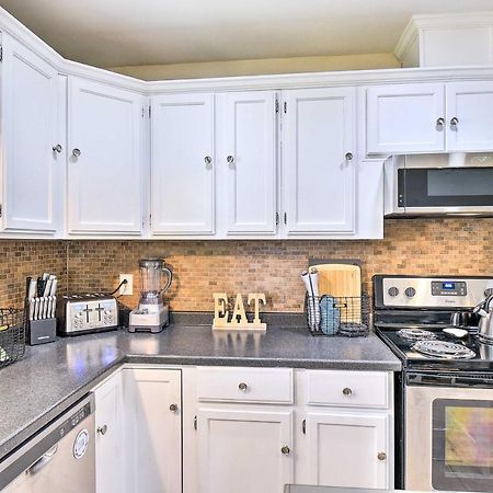 Charming Hampton Home With Yard 2 Mi To Beach! Extérieur photo